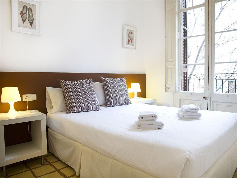 Trivao Sant Antoni Market Apartment Barcelona Luaran gambar