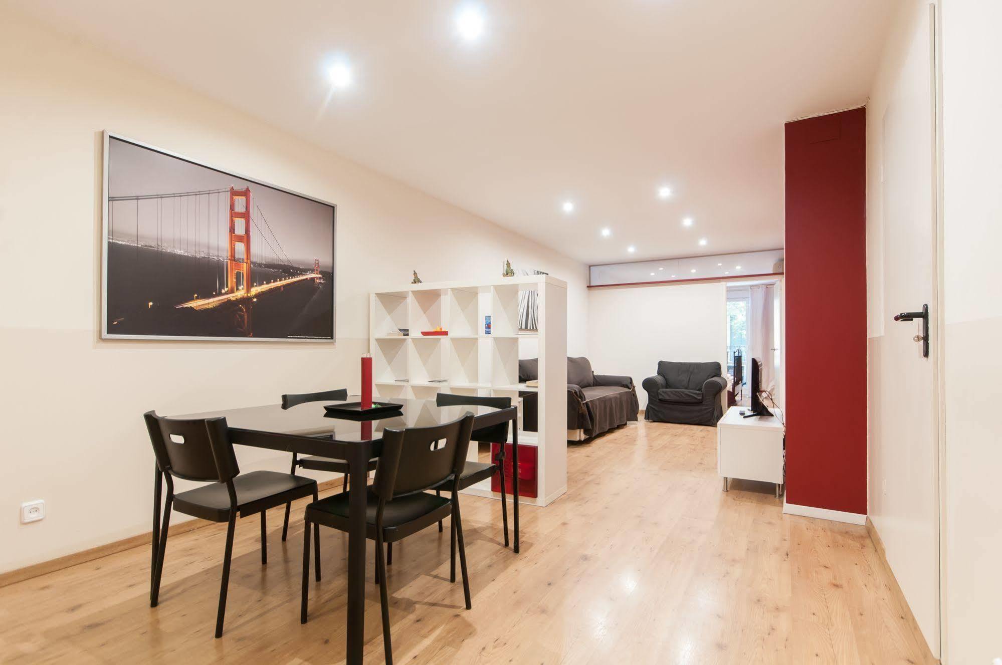 Trivao Sant Antoni Market Apartment Barcelona Luaran gambar