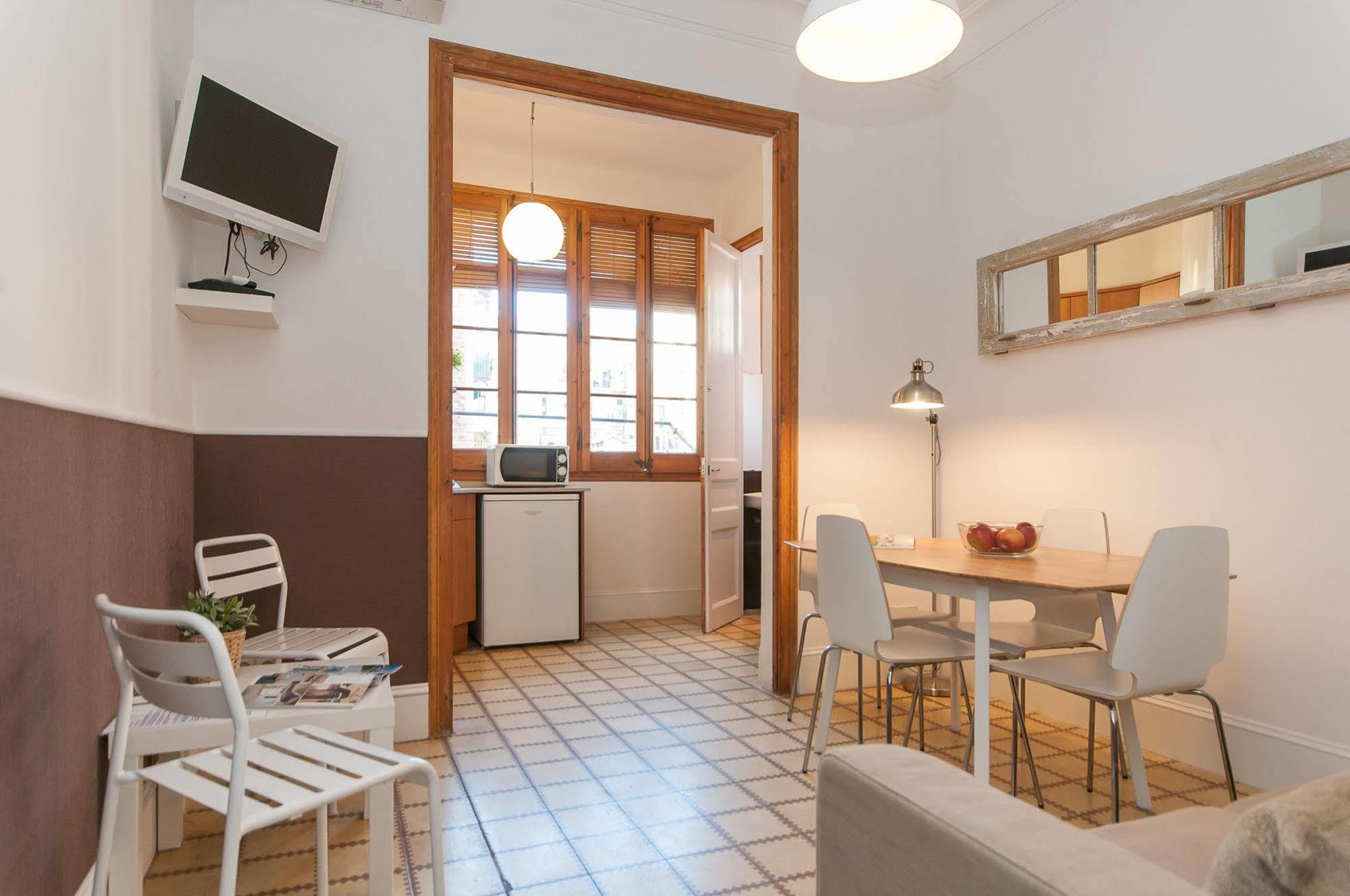 Trivao Sant Antoni Market Apartment Barcelona Luaran gambar