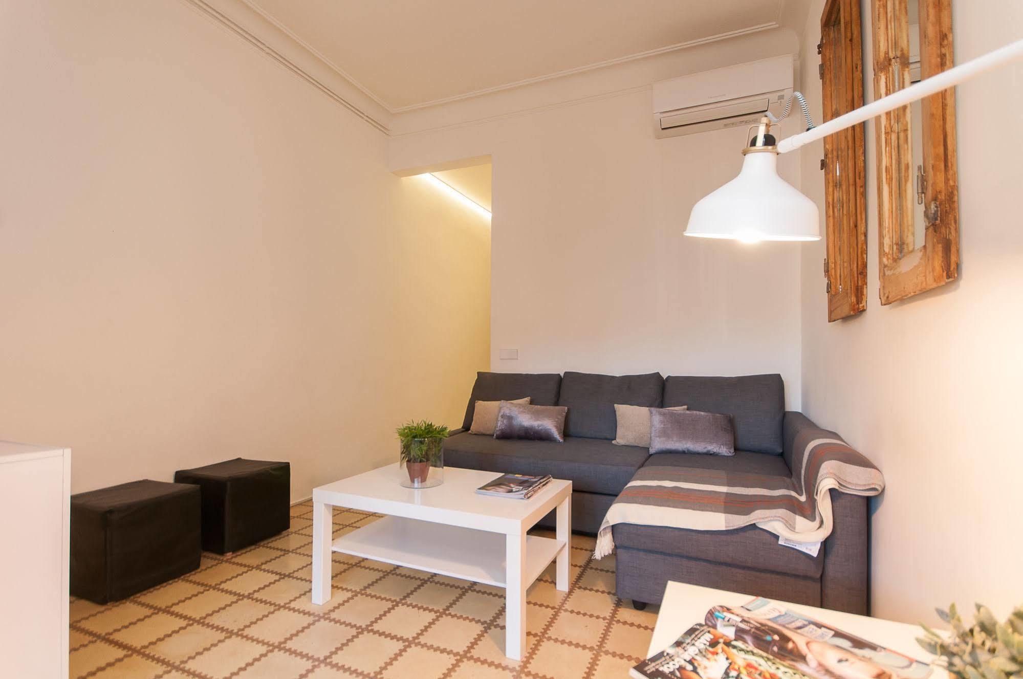 Trivao Sant Antoni Market Apartment Barcelona Luaran gambar