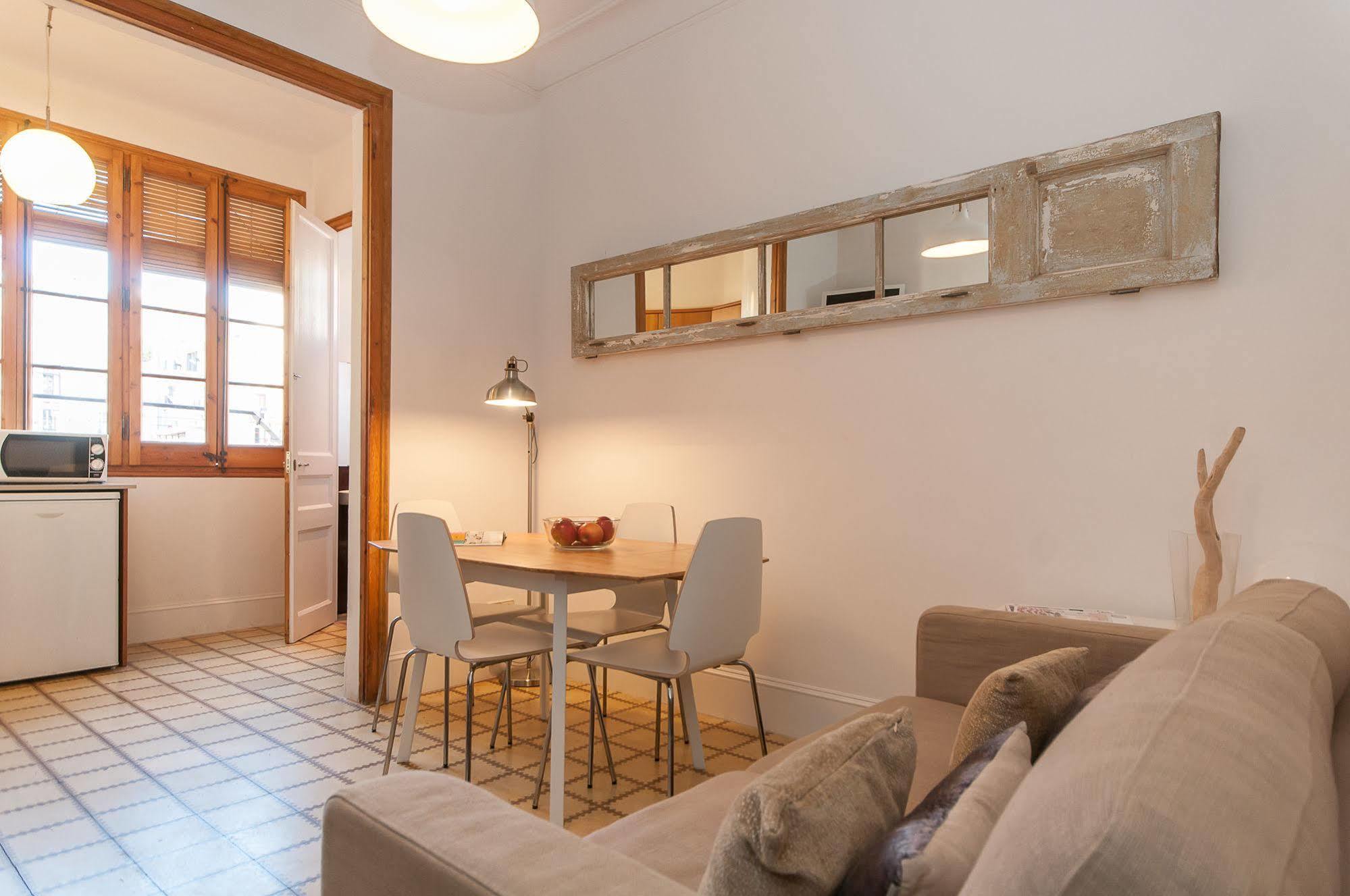 Trivao Sant Antoni Market Apartment Barcelona Luaran gambar